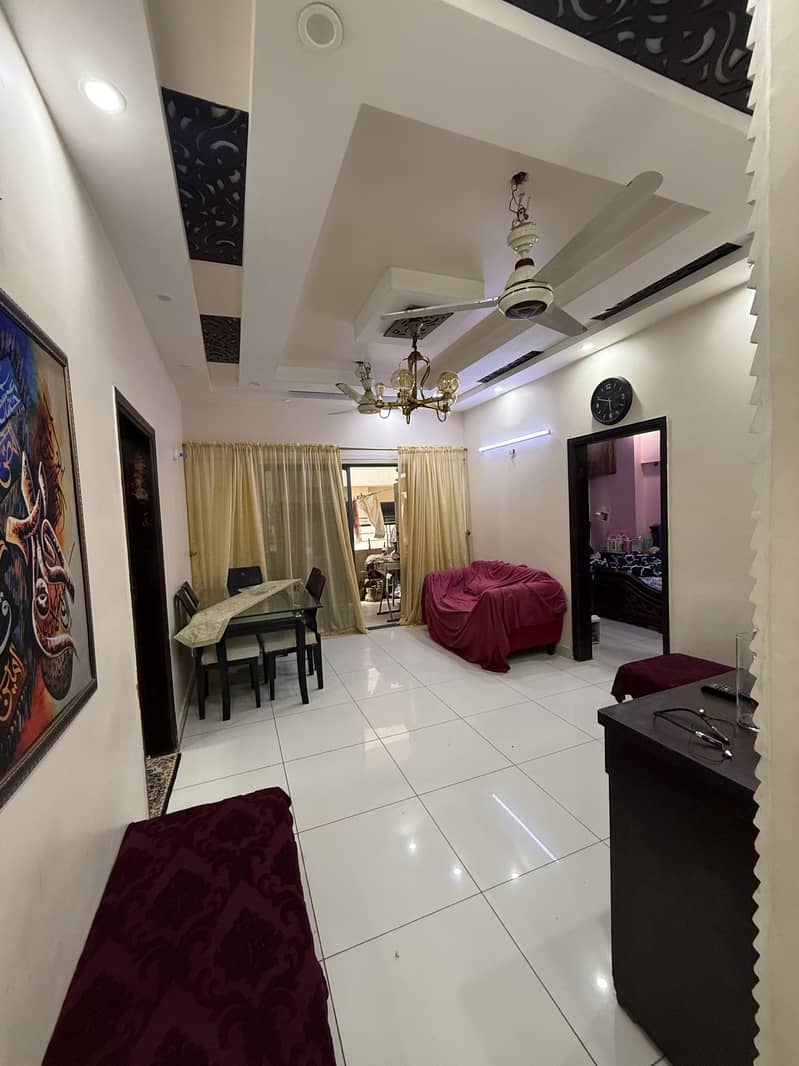 2 Bed DD Corner Flat 3