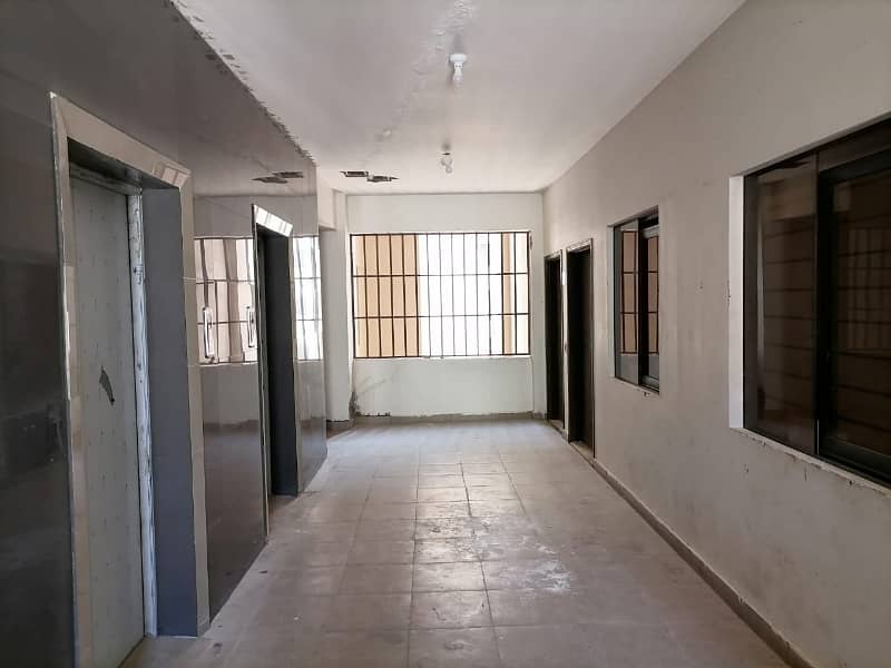 2 Bed DD Corner Flat 14