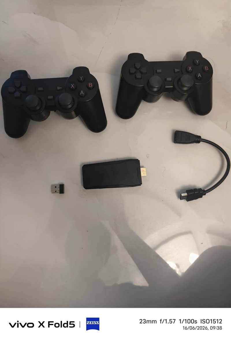 2.4G wireless controller gamepad. 0