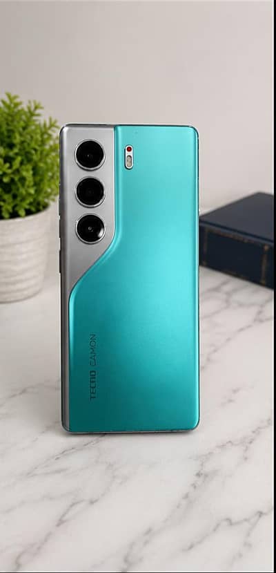 Tecno CAMON 40 Pro wirh box charger cover
