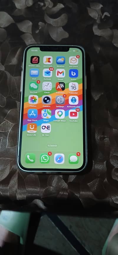 Apple iPhone 12