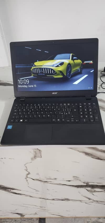 Acer  celeron N3060, 4gb ram , 250gb HDD 15.6 screen  size