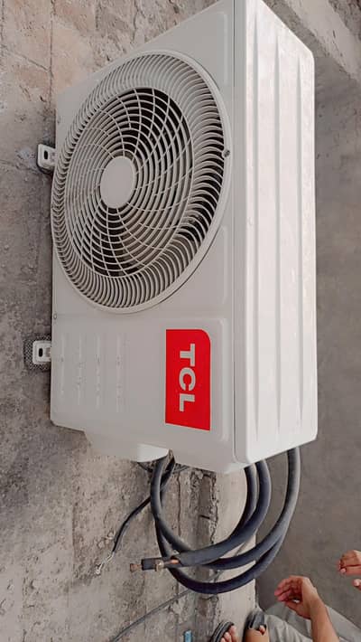 TCL. 1tan. Dc. inverter. . 10 Din use box pack hai