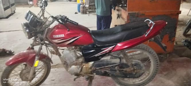 Yamaha YB 125z