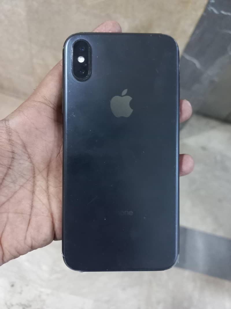 Apple iPhone X 4