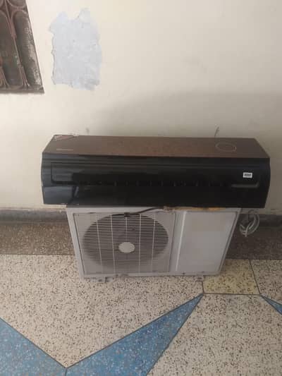 Dawlance 1.5 ton Ac, for sale