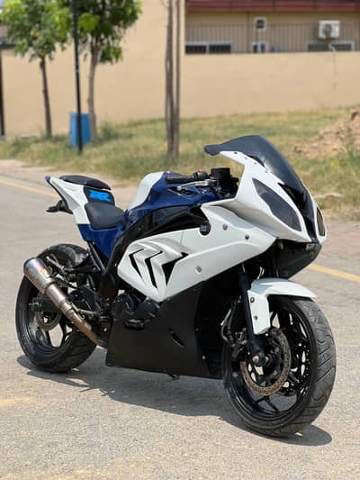 BMW S1000 RR
