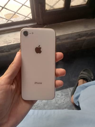 Apple iPhone 8