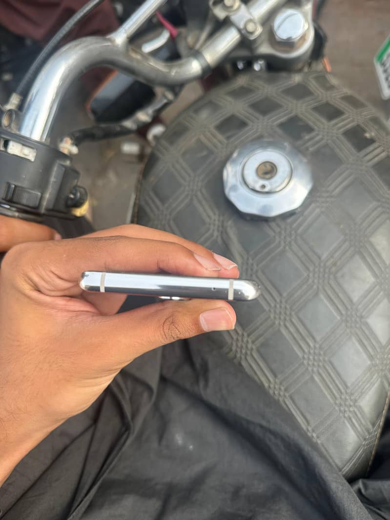 One Plus 8 4