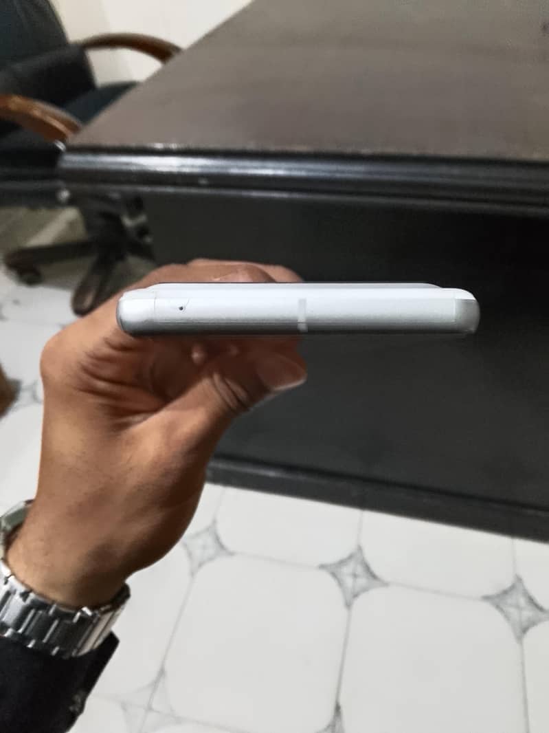 Google Pixel 7 2