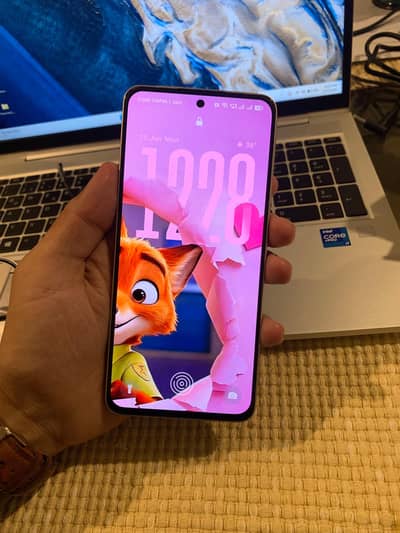 Realme 13 Plus Golden