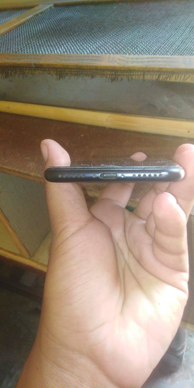 Apple iPhone 7 2