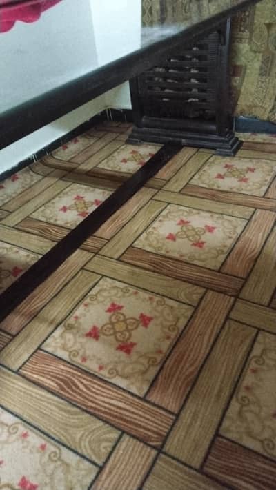 Daining table