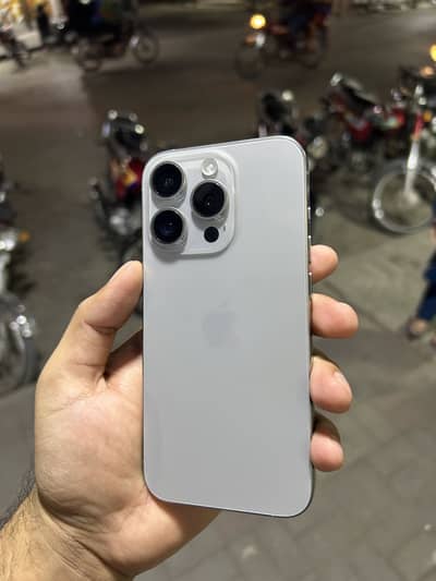 Apple iPhone 15 Pro