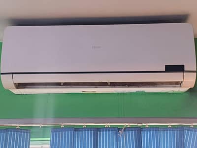 Haier 1.5 ton Non inverter No rapier lush condition