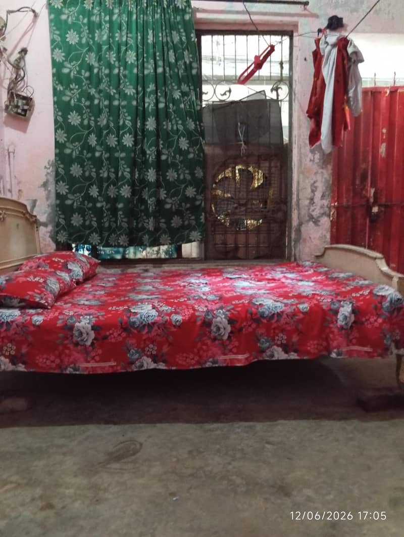 used double bed 3