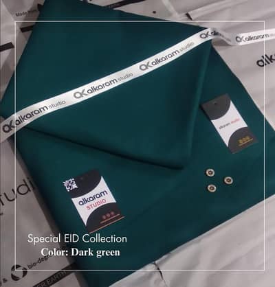 Dark green men's wash and wear suite