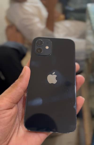 Apple iPhone 12