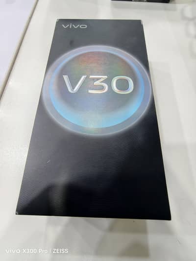 Vivo V30 pin pack condition