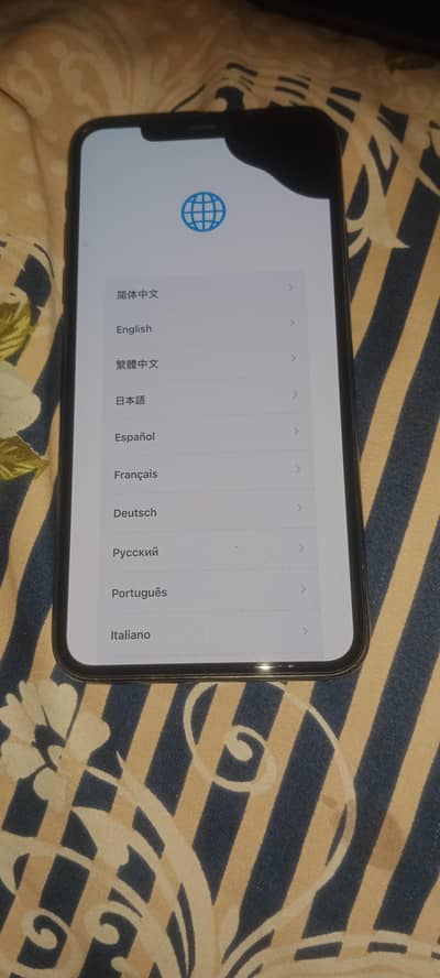 Apple iPhone 11 Pro Max icloud lock