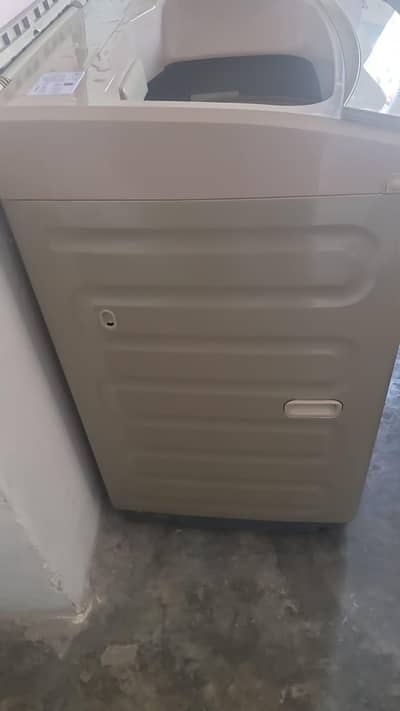 Dawlance 14 kg automatic machine only used for 4 months