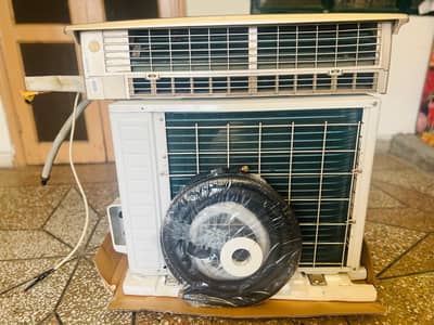 Dawlance 1 ton non inverter AC