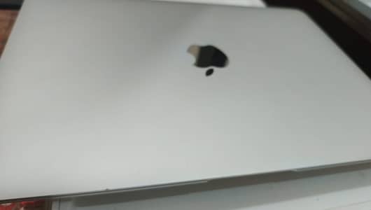 Apple MacBook Pro Retina 12-inch 2016 | Core M3 | 8GB RAM | 256GB SSD