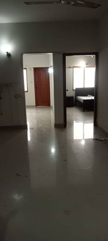 3 Bed DD flat 3rd floor tile floors in DHA phase 7 jami commr street ShahBaz BaLoch 0322.5996882