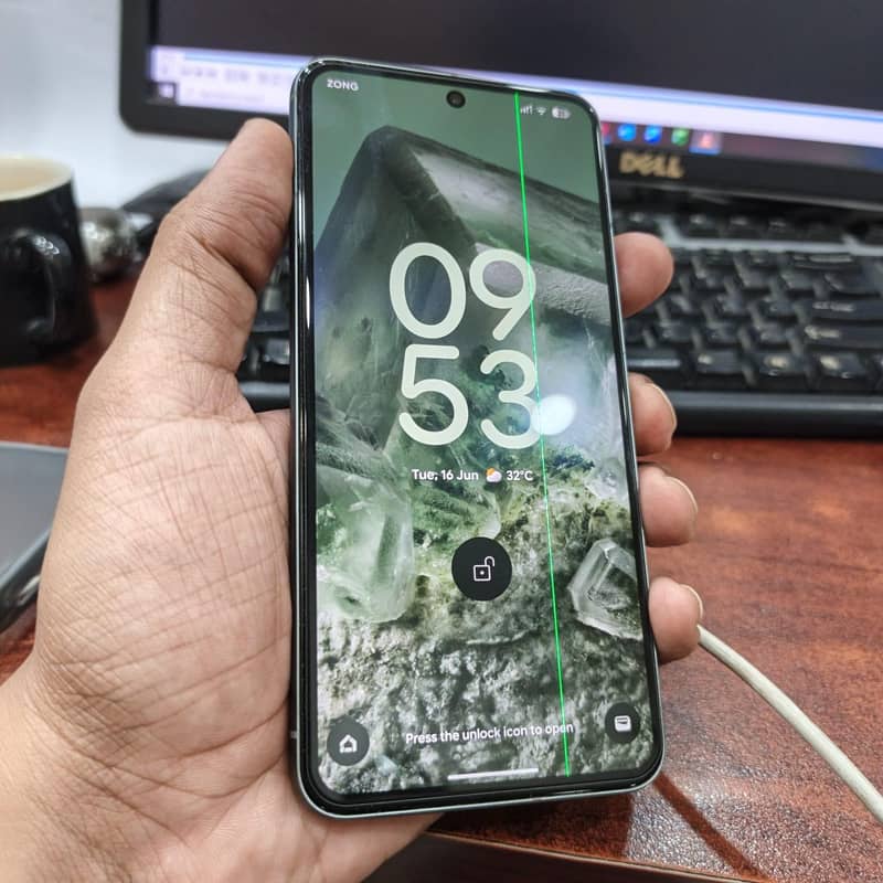 Google Pixel 8 2