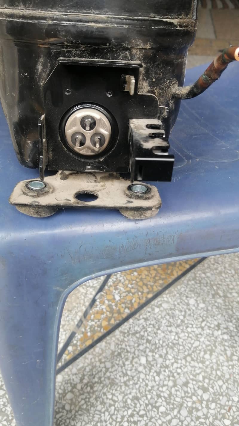 Fridge compressor 1
