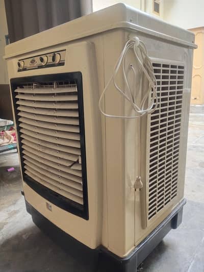 Room Cooler New Condition hy 0-3-11-286-86-10
