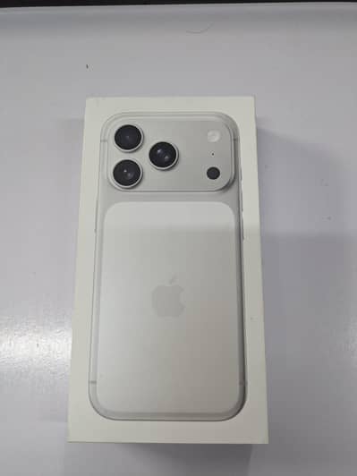 Apple iPhone 17 Pro (sealed pack)