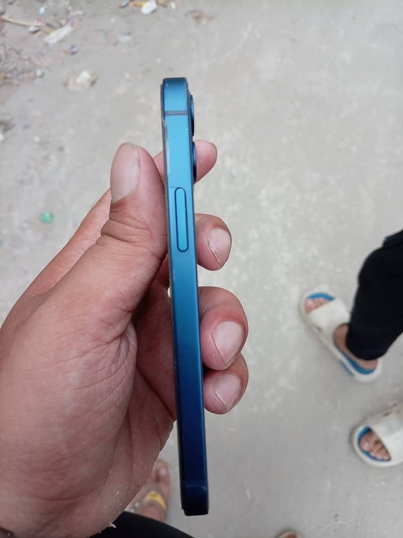 Iphone 12 mini 0