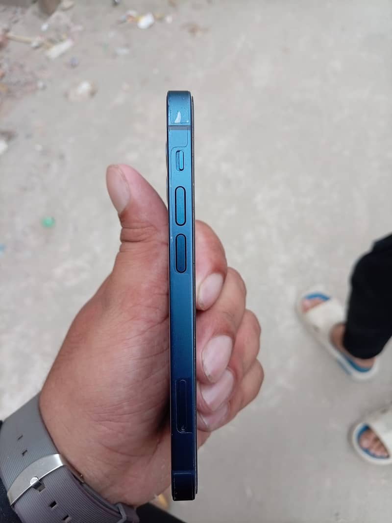Iphone 12 mini 1
