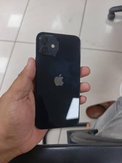 Apple iPhone 12 condition 10/9 just single dot on screen