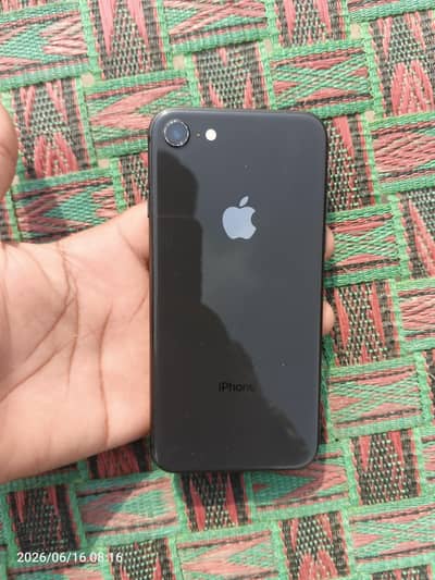 Apple iPhone 8
