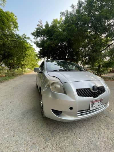 Toyota Vitz 2005/08 B INTELLIGENT 1.0CC