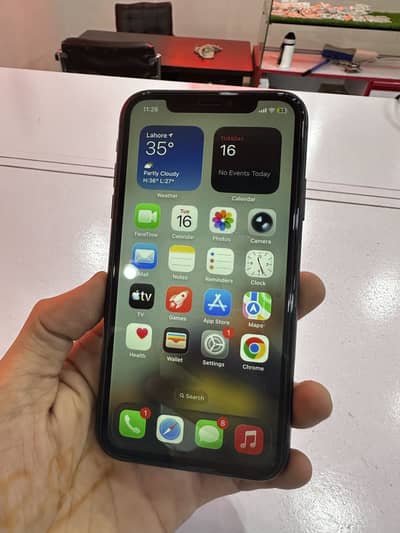 Apple iPhone 11