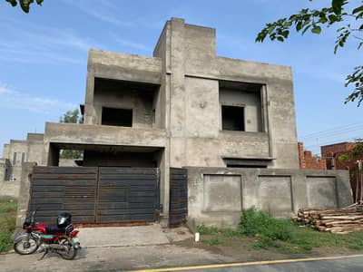 Gray Structure 10 Mrala House For Sale