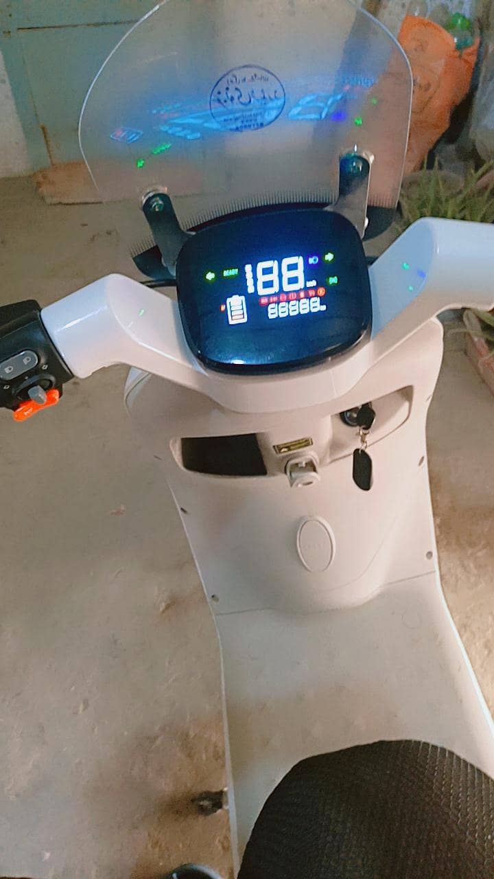 Scooty 3