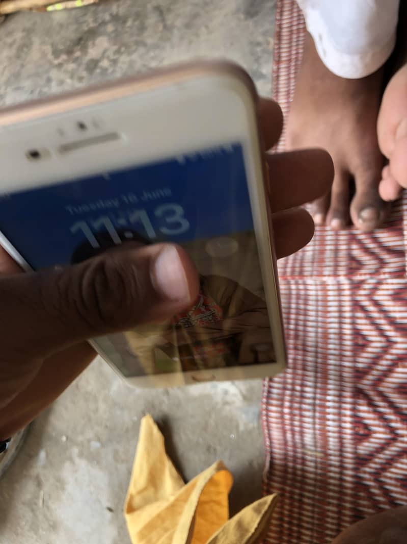 Apple iPhone 8 Plus 2