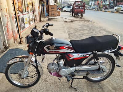 Honda CD 70 Black 2024/25 Model | Excellent co Conditionڈسکرپشن: