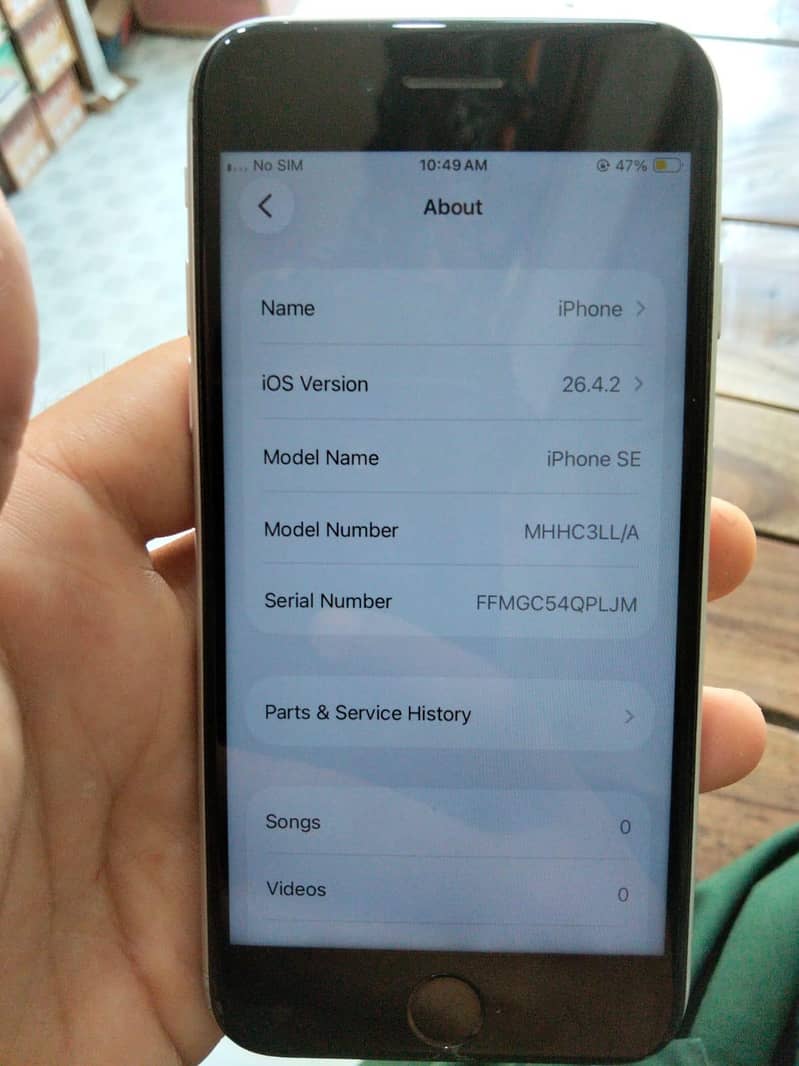 Apple iPhone SE 4