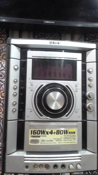 Sony Amp Gn 111D 4 woffer Sony 8 inch Shake sound Heavy sound