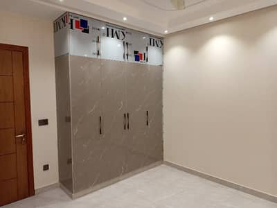 In Formanites Housing Scheme 5 Marla House For rent