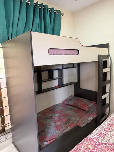 Kid's bunk bed for sale