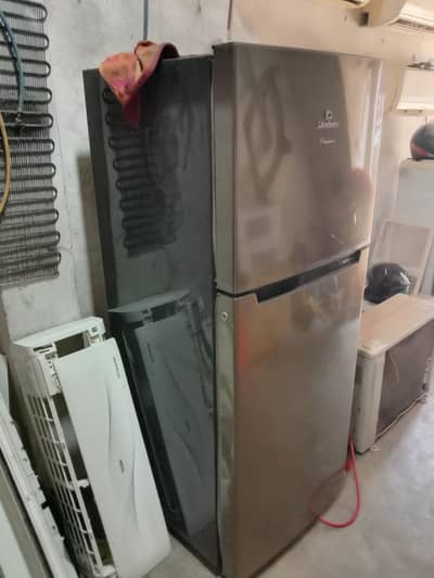 dawlance D. C inerter fridge