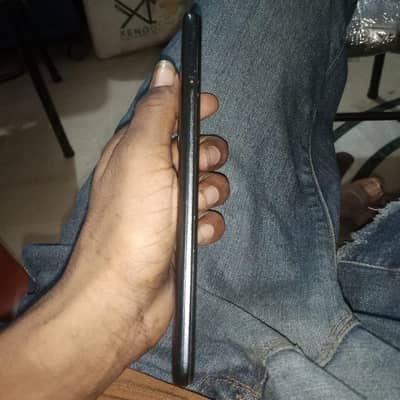 Infinix Hot 11