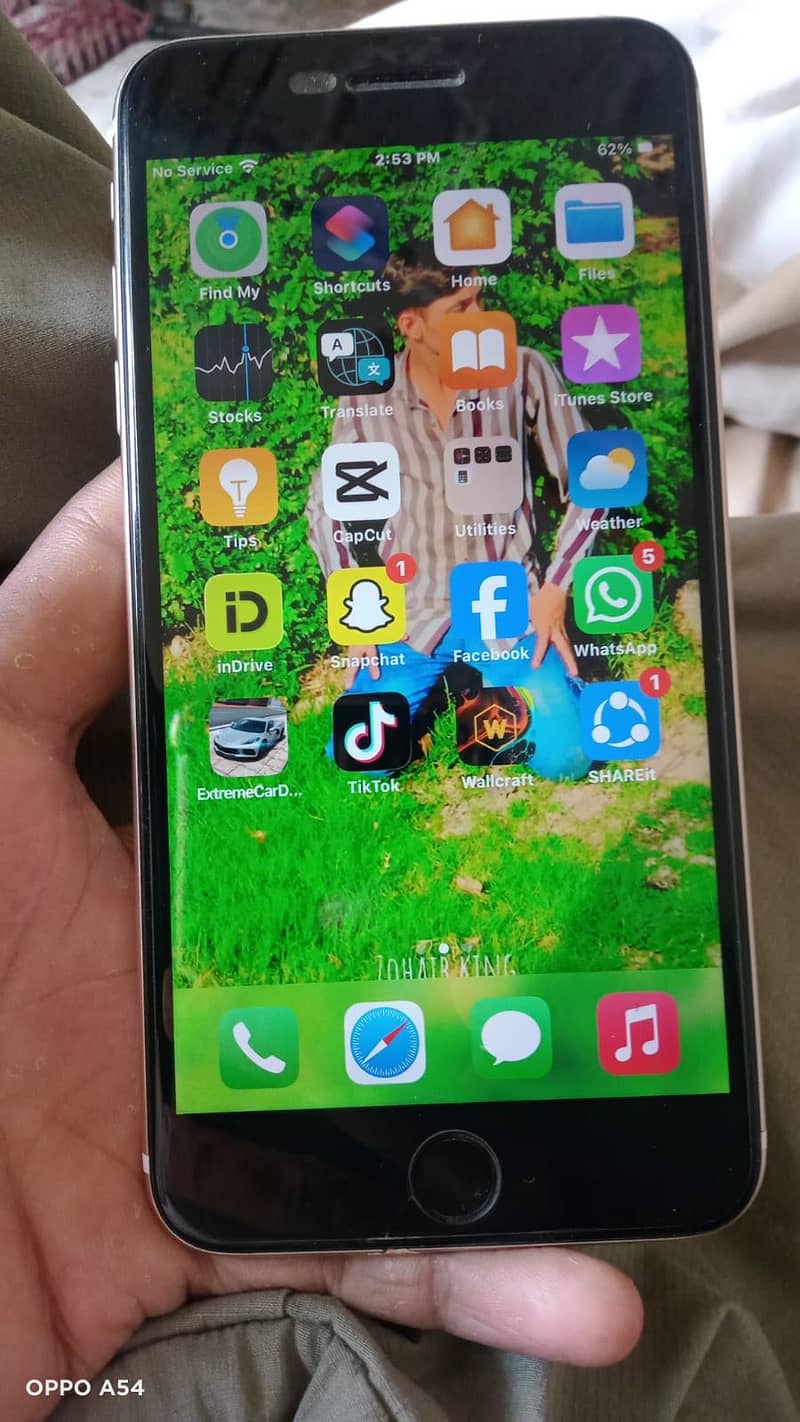 Apple iPhone 7 Plus 1