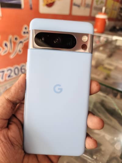 Google Pixel 8 Pro